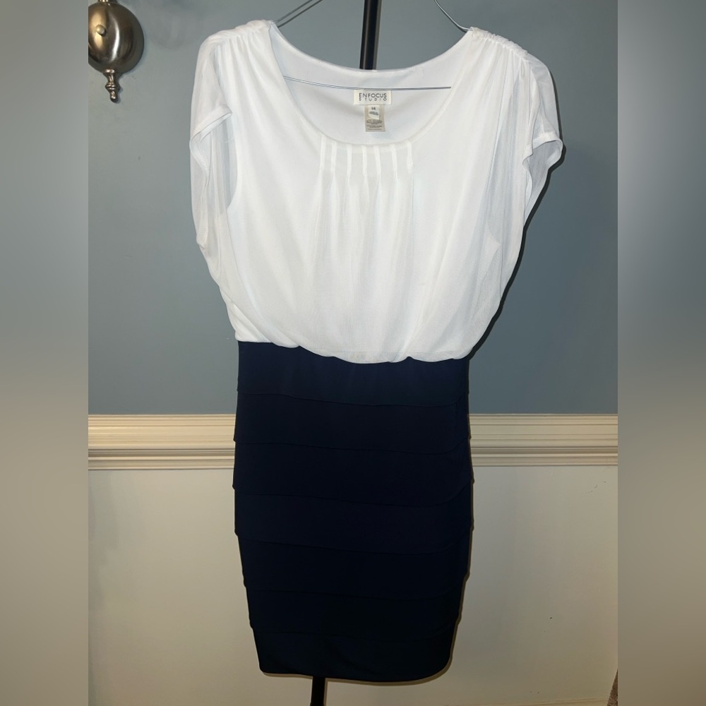 Enfocus Studio White and‎ Navy Ensemble